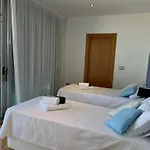 فيلة Altos De
