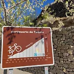 Altos De *